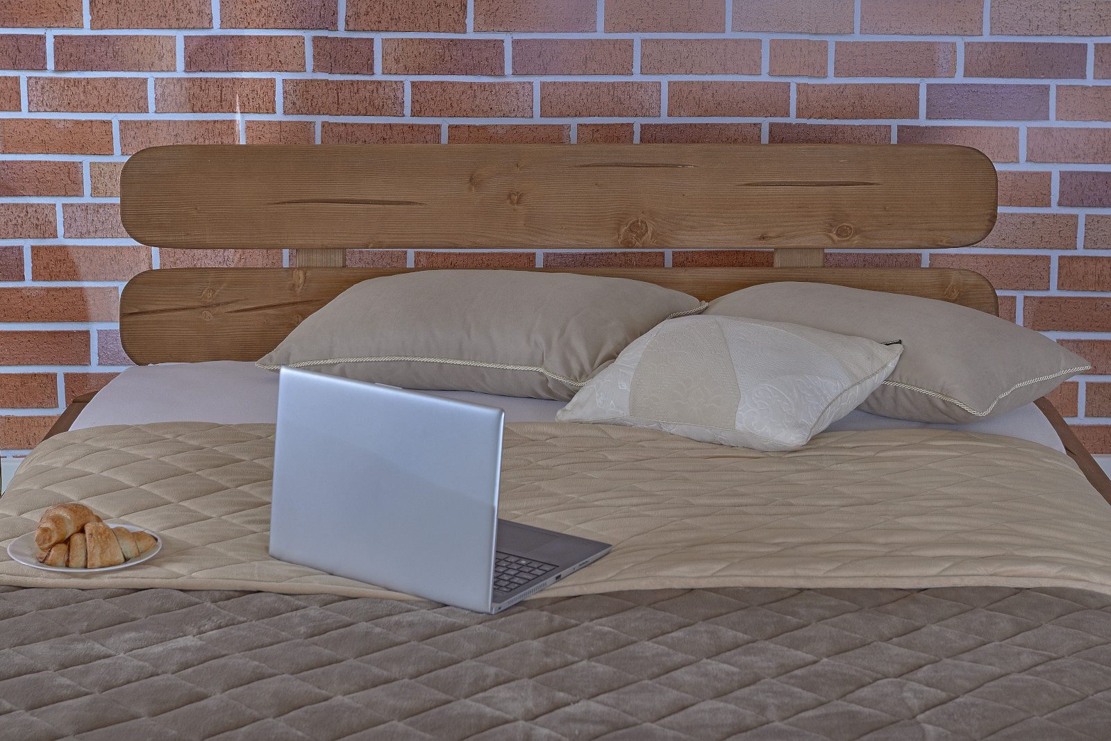 Lagos_honigfarben_06