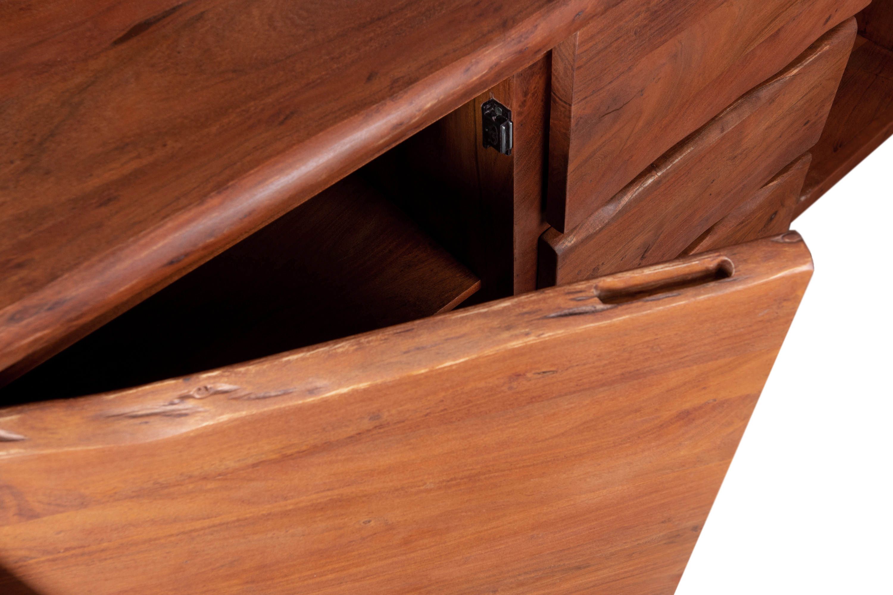 BK_Sideboard_Dahlia_170_Akazie_nuss_neu_06